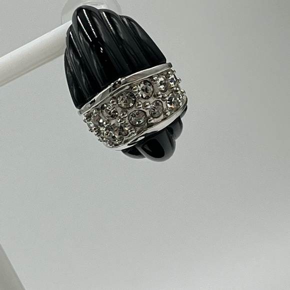 Kenneth Jay Lane Black Carved Resin Demi Hoop Earring with Clear‎ Crystals New - Picture 7 of 12